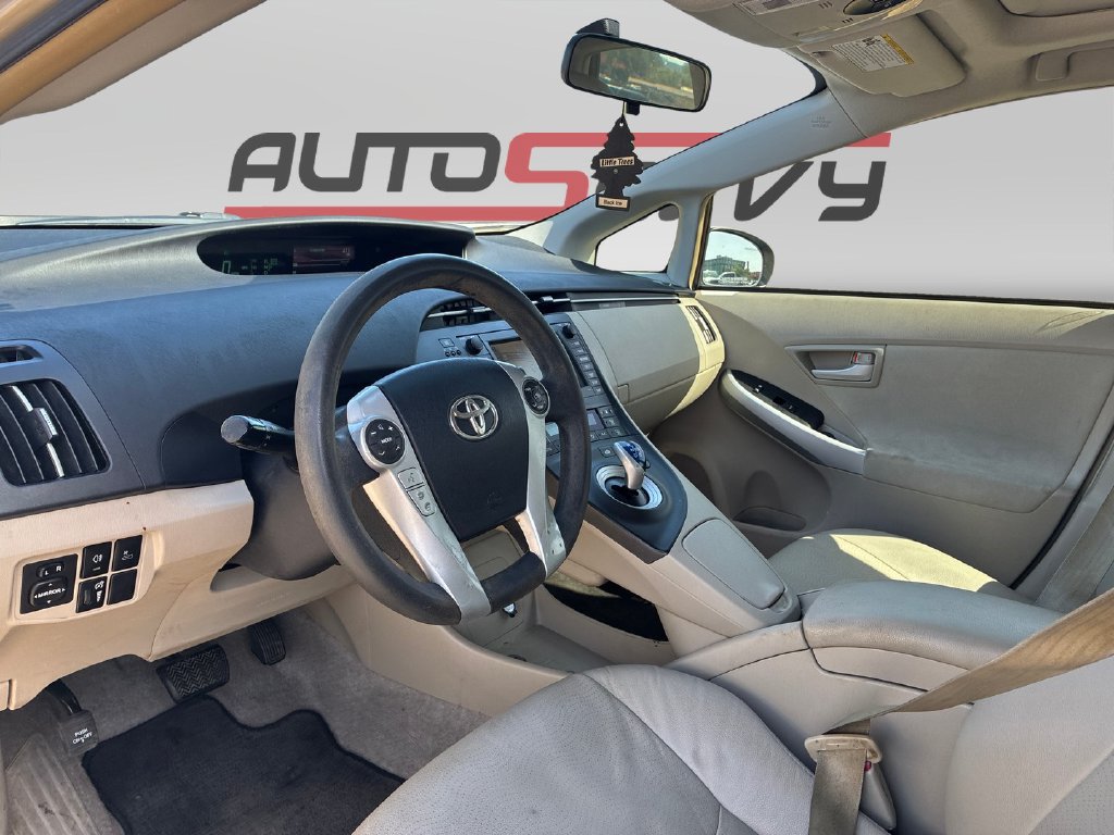 Used 2011 Toyota Prius Three w/ Solar Roof Pkg FWD image 10