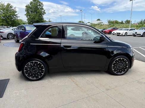 Used 2024 FIAT 500 e FWD image 8