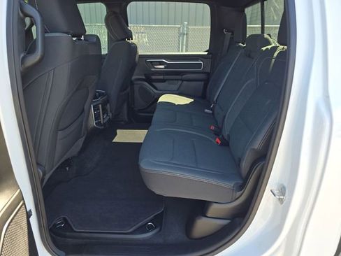 Used 2023 RAM 1500 Big Horn AWD/4WD image 10