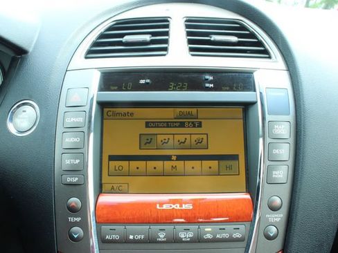 Used 2012 Lexus ES 350 w/ Touring Special Edition FWD image 20