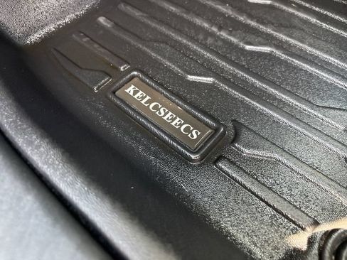 Used 2023 Honda HR-V Sport image 12