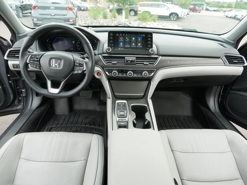 Used 2019 Honda Accord Touring image 21