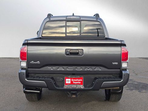 Certified 2016 Toyota Tacoma Limited image 5