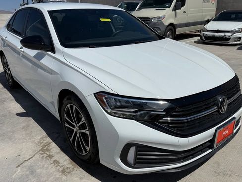 Used 2024 Volkswagen Jetta Sport FWD image 2