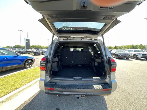 Used 2025 Toyota 4Runner TRD Off-Road Premium w/ Tow Technology Package AWD/4WD image 9