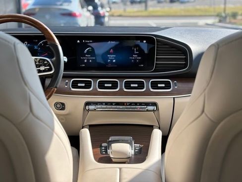 Certified 2022 Mercedes-Benz GLE 450 4MATIC image 17