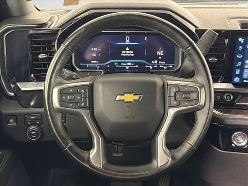 Used 2024 Chevrolet Silverado 1500 LT AWD/4WD image 23