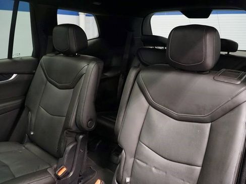 Certified 2022 Cadillac XT6 Premium Luxury w/ Technology Package image 16