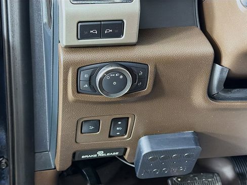 Used 2022 Ford F350 King Ranch image 31