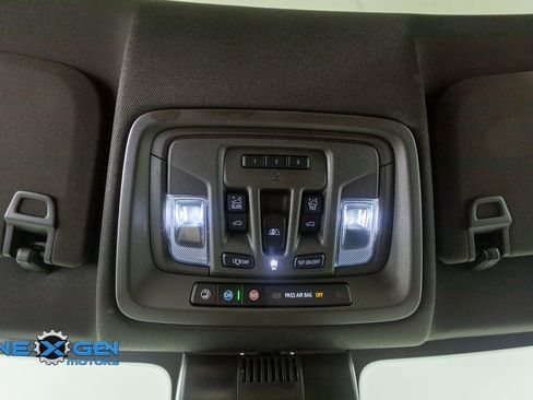 Used 2024 GMC Sierra 2500 Denali w/ Denali Reserve Package image 18