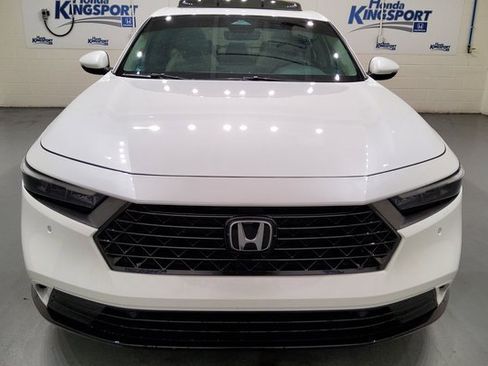 Used 2023 Honda Accord EX-L image 9
