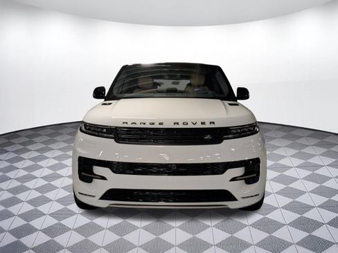 New 2026 Land Rover Range Rover Sport Dynamic SE AWD/4WD image 16