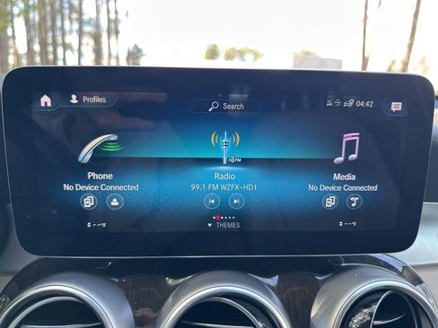 Used 2021 Mercedes-Benz GLC 300 image 34