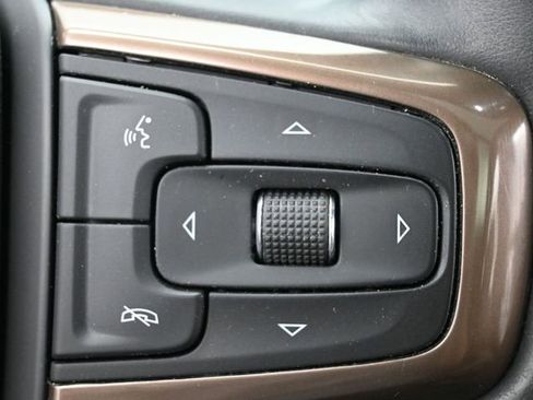 Used 2024 Chevrolet Suburban High Country w/ Max Trailering Package image 34