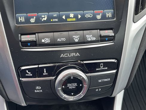 Used 2018 Acura TLX image 15