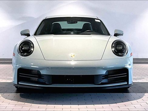 Used 2025 Porsche 911 Carrera image 13