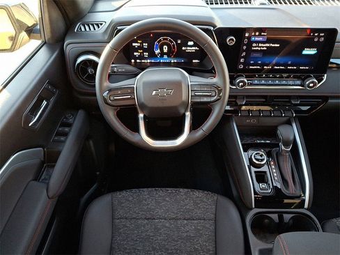 Certified 2024 Chevrolet Colorado Z71 w/ Z71 Convenience Package 2 image 13