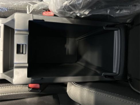 Used 2025 Subaru Crosstrek 2.0i Premium image 22