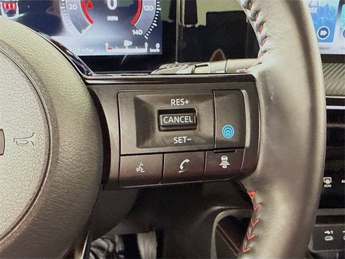 Certified 2025 Nissan Kicks SR image 14