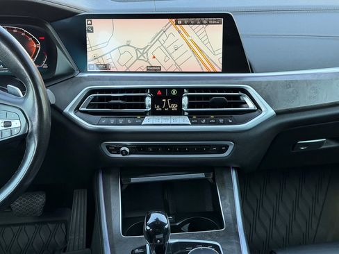 Used 2022 BMW X5 xDrive40i AWD/4WD image 24