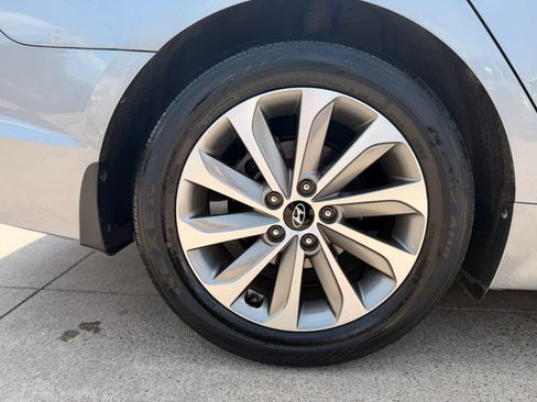 Used 2017 Hyundai Sonata Sport image 18