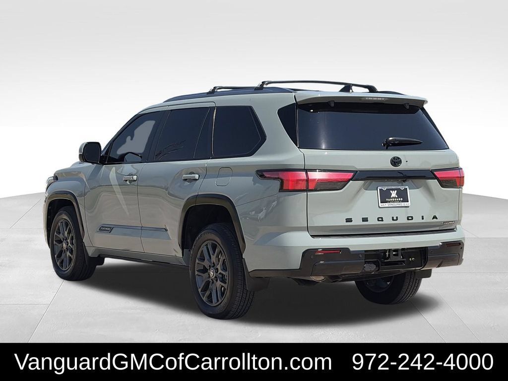 Used 2026 Toyota Sequoia Platinum AWD/4WD image 5