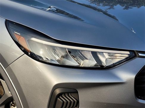 Used 2023 Ford Escape ST-Line image 13