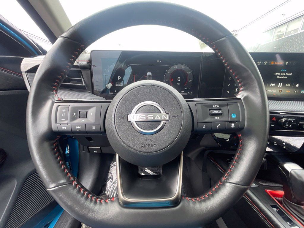 Certified 2025 Nissan Kicks SR w/ SR Premium Package AWD/4WD image 11