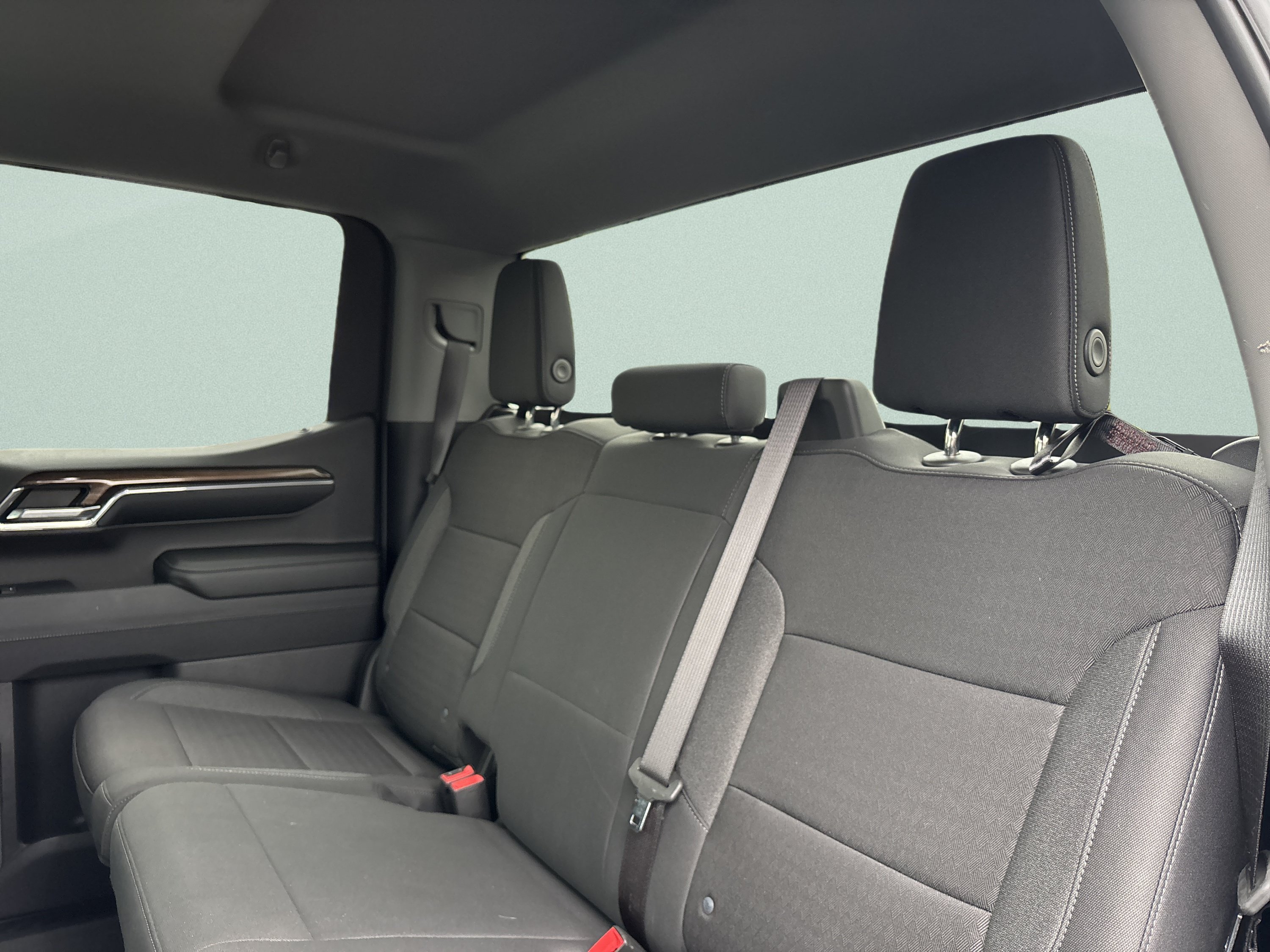 Used 2024 Chevrolet Silverado 1500 LT AWD/4WD image 17