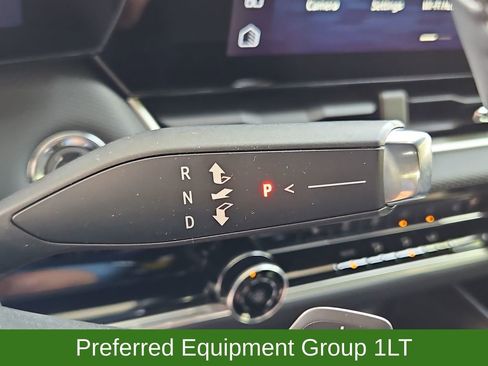 Used 2026 Chevrolet Equinox LT FWD image 13