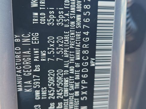 Used 2024 Kia Telluride S image 36