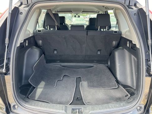 Used 2018 Honda CR-V LX image 40