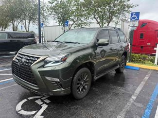 Used 2023 Lexus GX 460 w/ Black Line Special Edition video 1