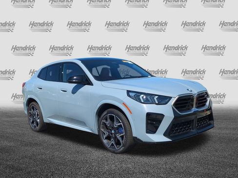 Used 2025 BMW X2 M35i image 2