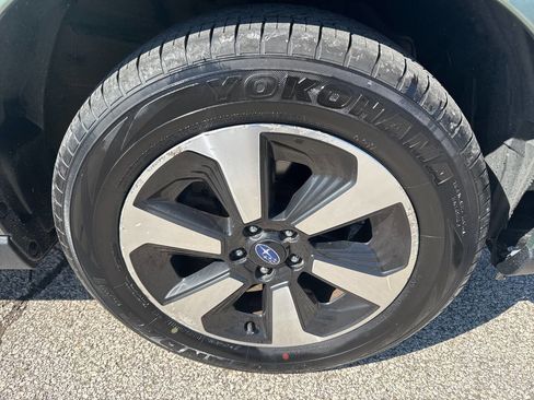 Used 2017 Subaru Forester 2.5i w/ Alloy Wheel Package image 28