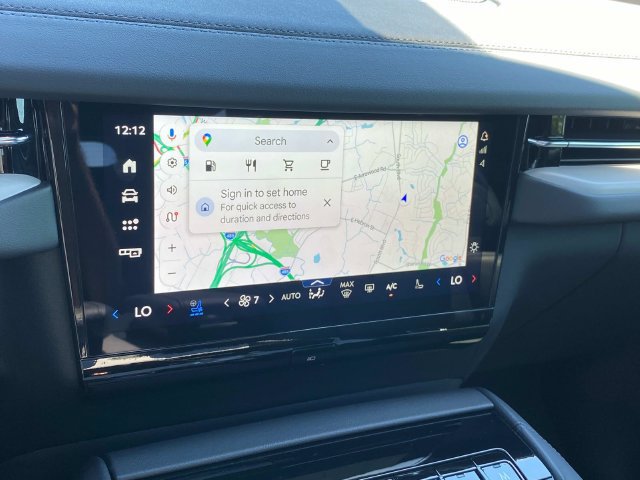 New 2026 Lincoln Navigator Reserve w/ Jet Appearance Package AWD/4WD image 20