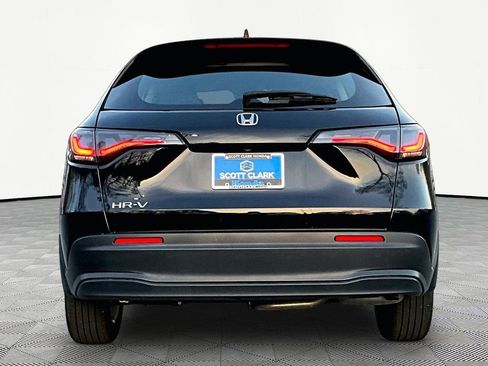 Used 2025 Honda HR-V LX image 7