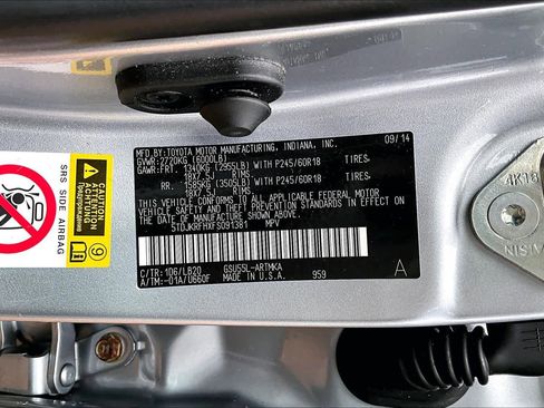 Used 2015 Toyota Highlander XLE image 32