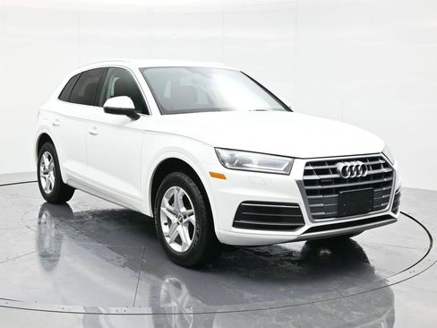 Used 2019 Audi Q5 2.0T Premium image 3