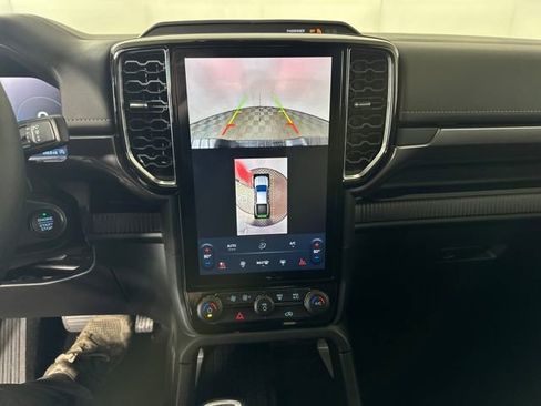 Used 2025 Ford Ranger Lariat w/ FX4 Off-Road Package image 22