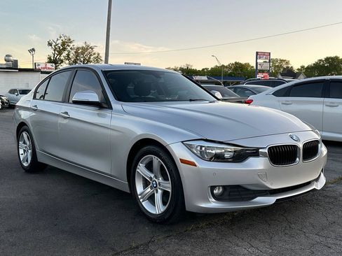 Used 2014 BMW 320i Sedan RWD image 12