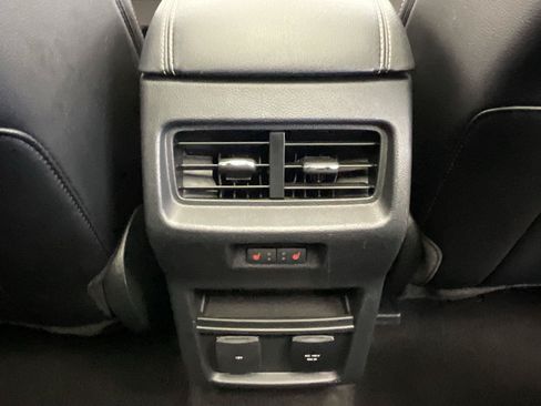 Used 2019 Ford Edge ST w/ Equipment Group 401A AWD/4WD image 19