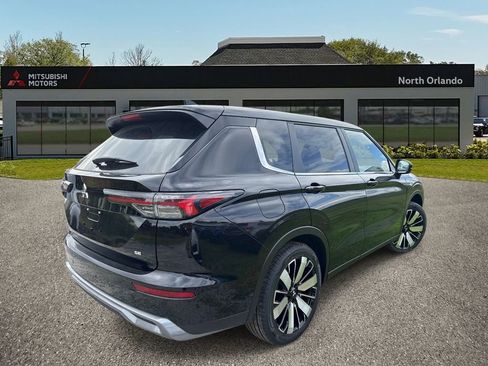 New 2026 Mitsubishi Outlander SE FWD image 5