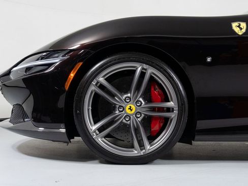 Used 2024 Ferrari Roma Spider image 12