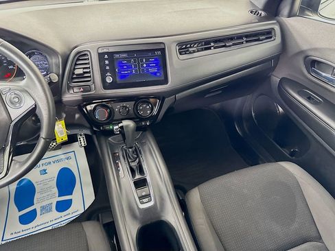 Used 2021 Honda HR-V Sport image 28