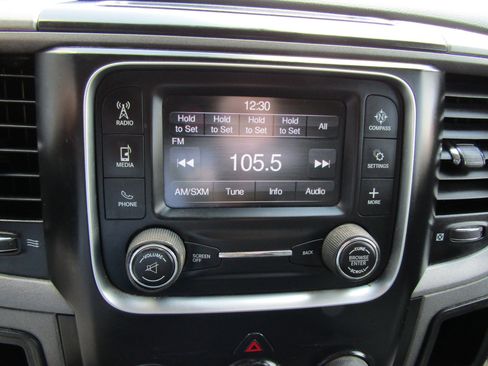 Used 2017 RAM 2500 Tradesman w/ Chrome Appearance Group image 22