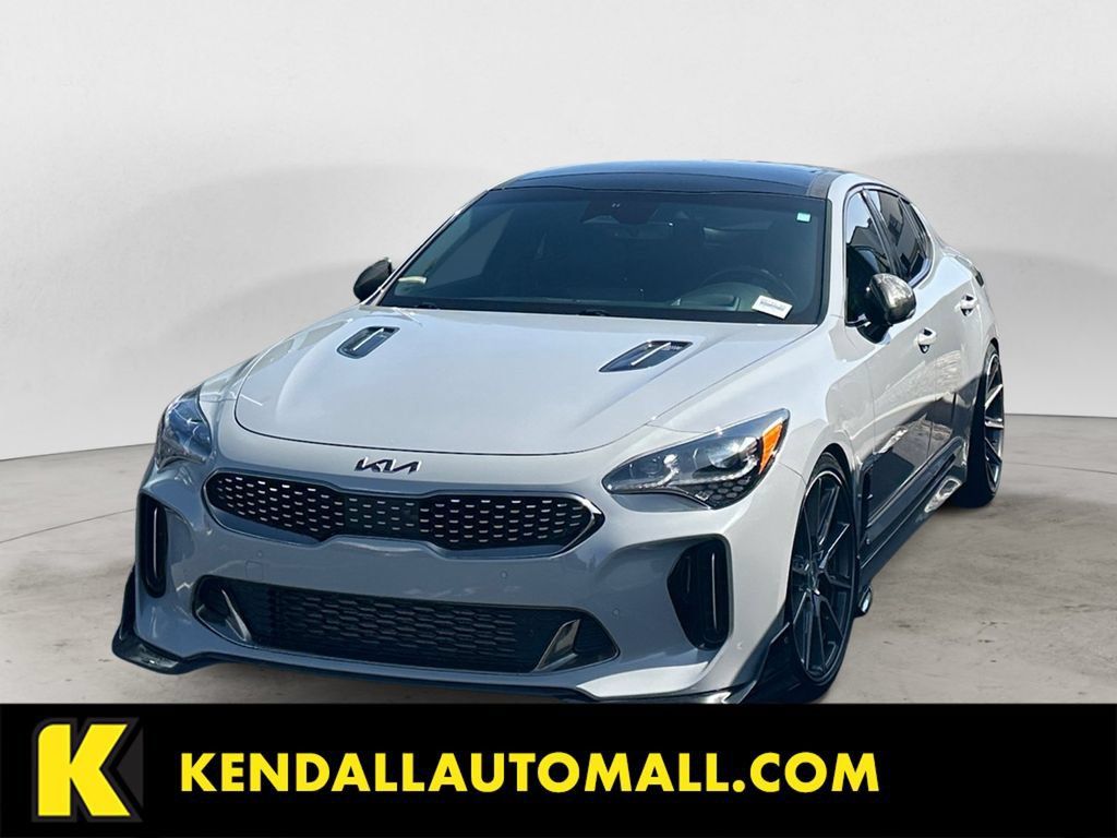 Used 2022 Kia Stinger GT2 RWD image 1
