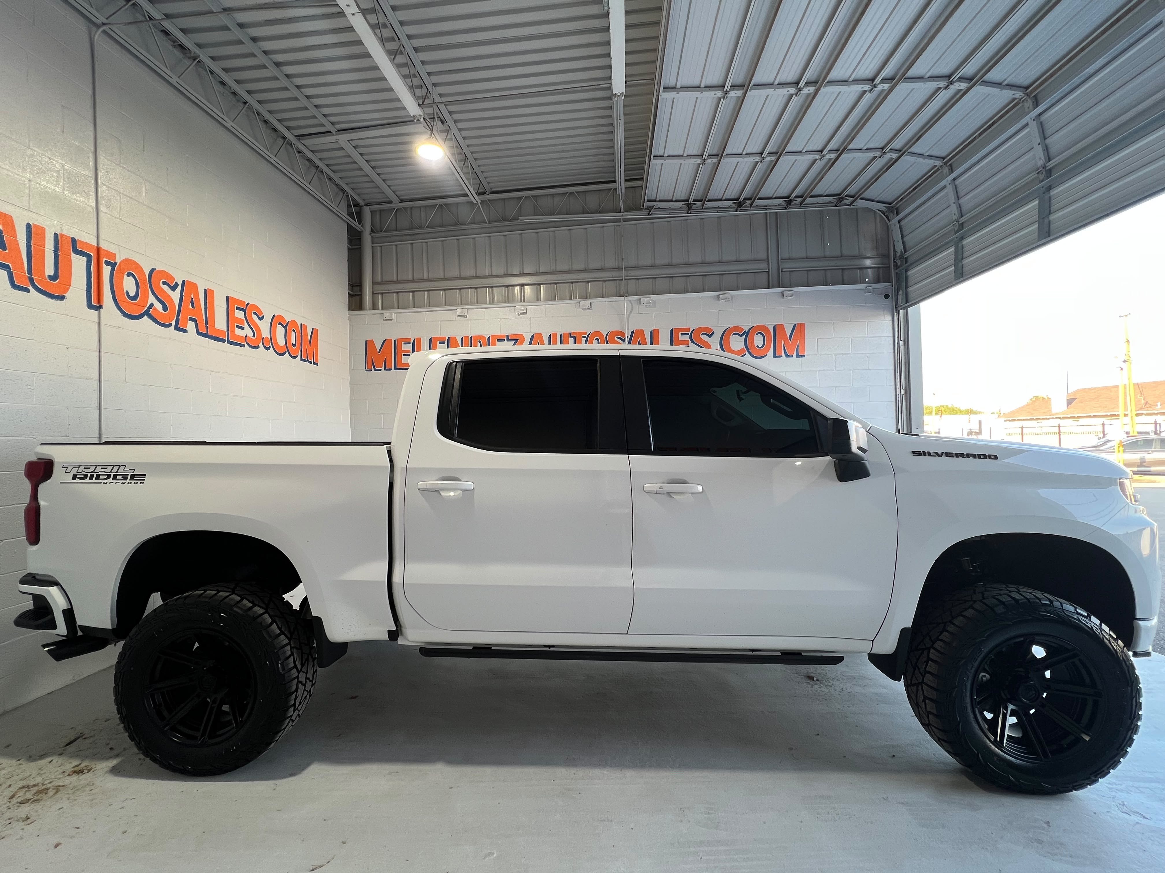 Used 2022 Chevrolet Silverado 1500 RST AWD/4WD image 7