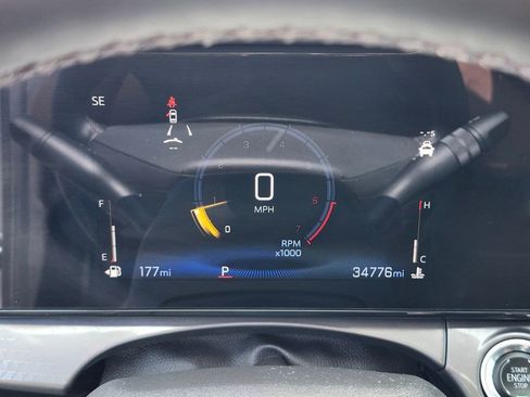 Used 2024 Chevrolet Trax ACTIV w/ Driver Confidence Package FWD image 28