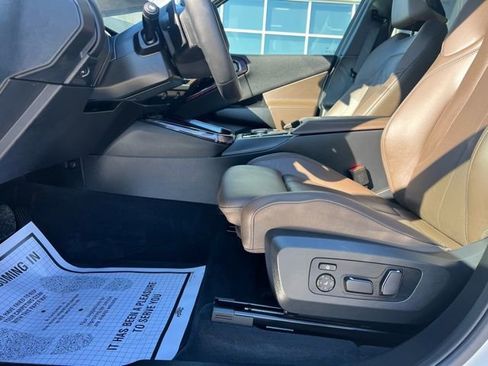 Used 2025 BMW X3 xDrive30i w/ Premium Package image 33